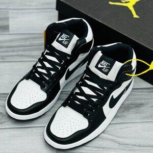 Black & White High Top Basketball Sneakers – Men’s Streetwear Shoes